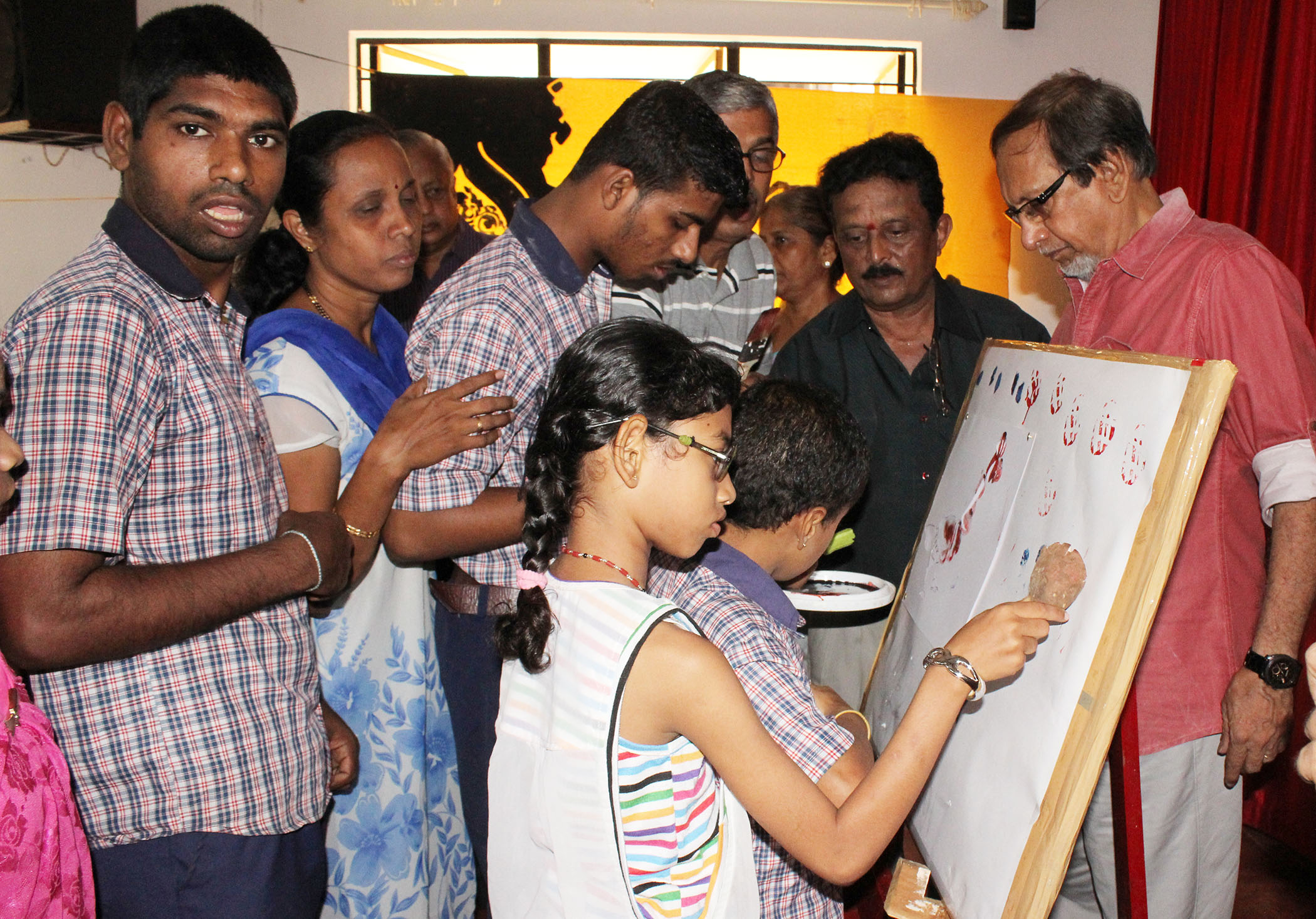 ವಿಶೇಷ ಮಕ್ಕಳೊಂದಿಗೆ ವಿಶ್ವ ದೃಶ್ಯ ಕಲಾ ದಿನಾಚರಣೆ